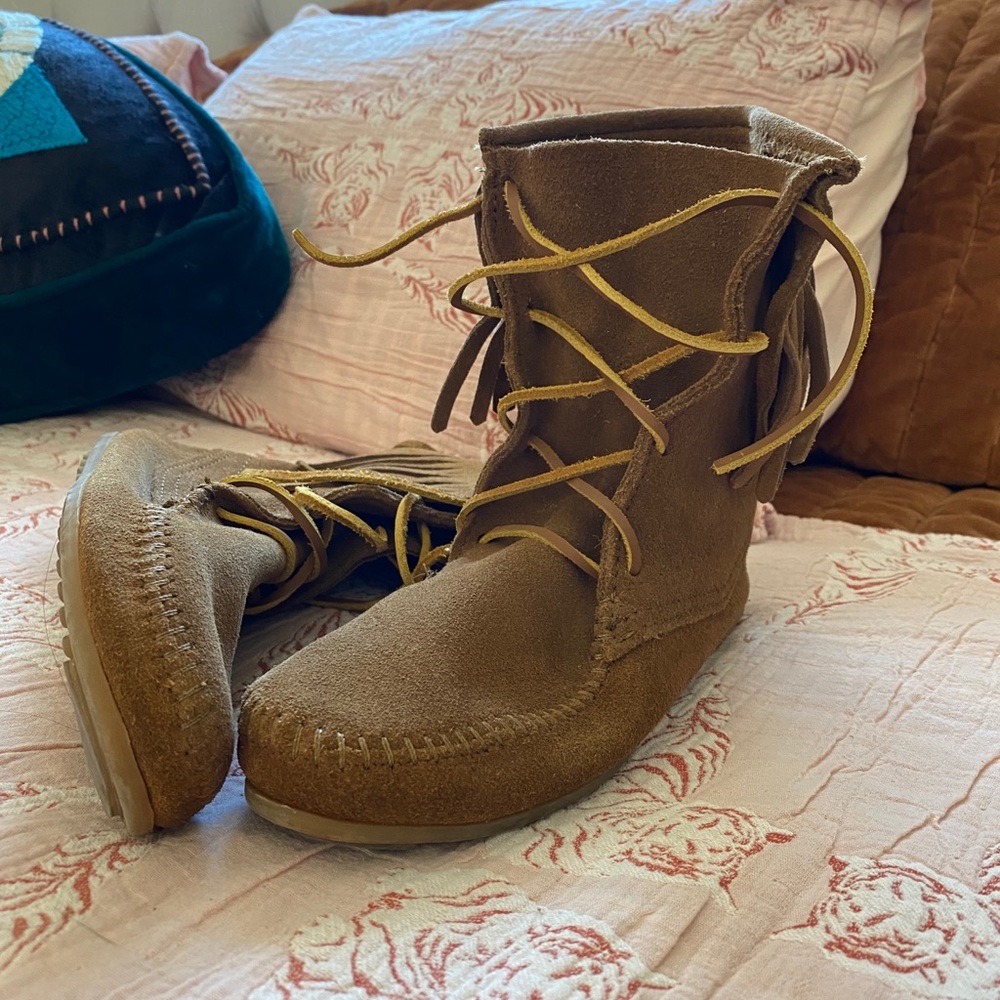 Fringe Moccasin Booties - Minnetonka